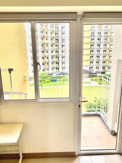 Field Residences Paranaque City エクステリア 写真